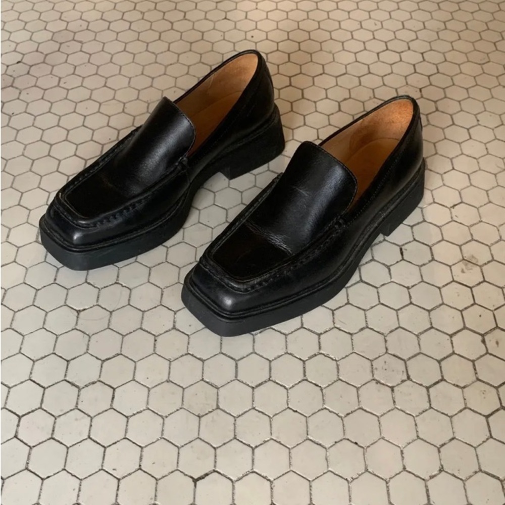 Vagabond Atelier Carmen Loafer